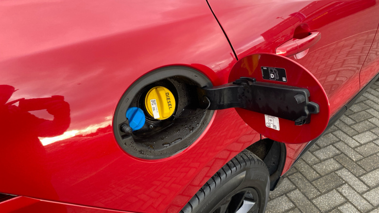 Jaguar F-Pace 2.0 D200 R-Dynamic Black 5dr Auto AWD Diesel Estate